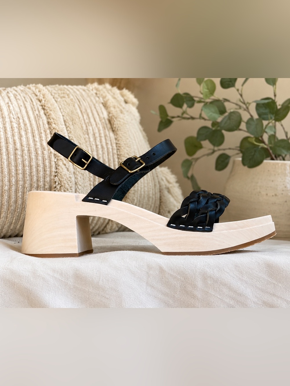 Swedish Hasbeens Tanja Braided Leather Sandals Black EU39 US 9
